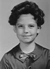 Her Momma even worked on her hair to give her that Elizabeth sparkle!