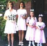 the girls.jpg (5450 bytes)